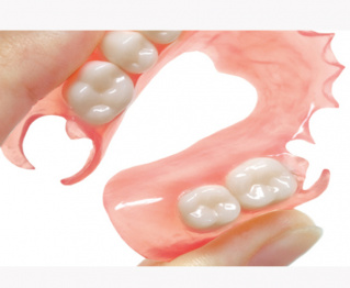 Мягкие нейлоновые зубные протезы